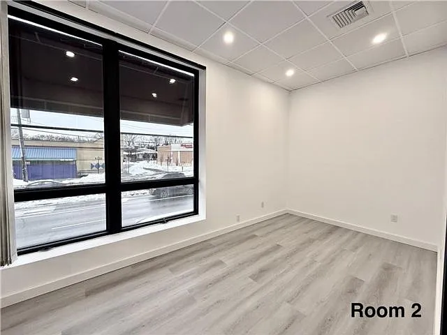 Studio, $3,200 — Photo 4