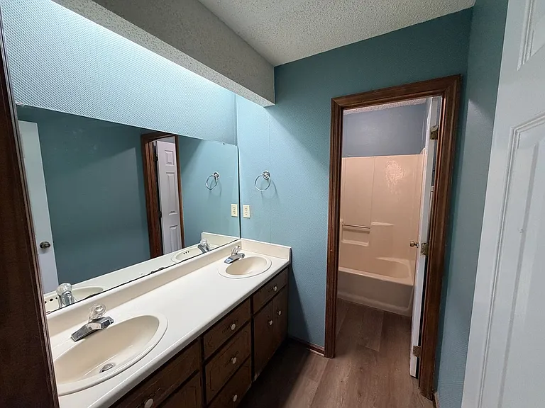 2848 Willow Wood Cir — Photo 18