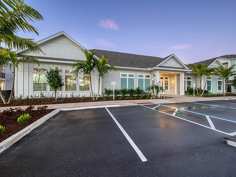 The Howell Port St Lucie Apartments — Photo 36