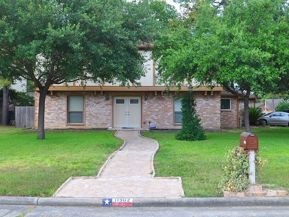 1st image of 11902 Pondwood Dr