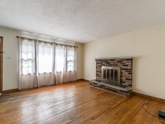 5th image of 24 Blanche Ave