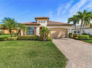 1434 Redona Way, Naples, FL 34113