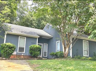 11421 Kingfisher Dr, Charlotte, NC 28226