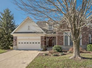 719 Clayton Corners Dr, Ballwin, MO 63011