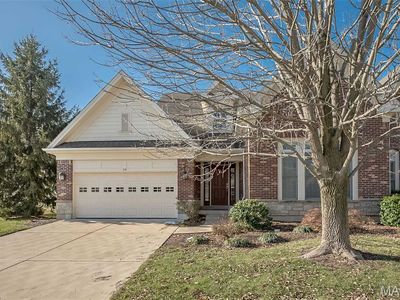 719 Clayton Corners Dr, Ballwin, MO, 63011