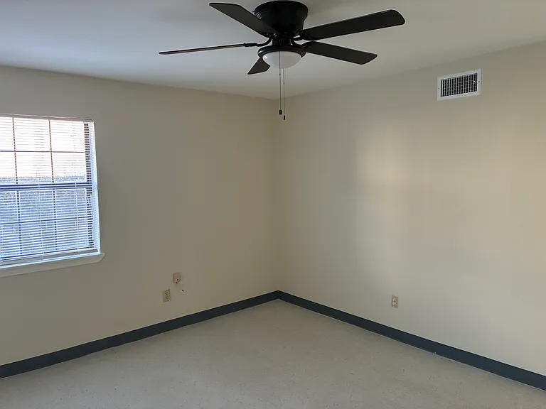 3801 Salinas Ave #7 — Photo 5
