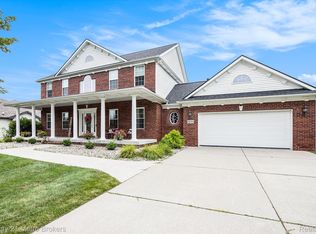 9024 Woodridge Dr, Davison, MI 48423