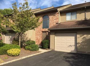 101 Castle Ridge Dr #51, East Hanover, NJ 07936