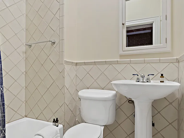 31 W 84th St #3 — Photo 14