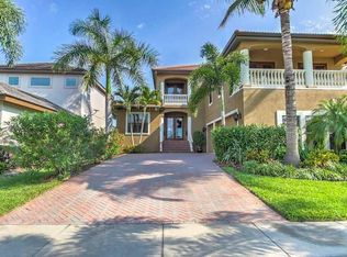 1211 Acappella Ln, Apollo Beach, FL 33572