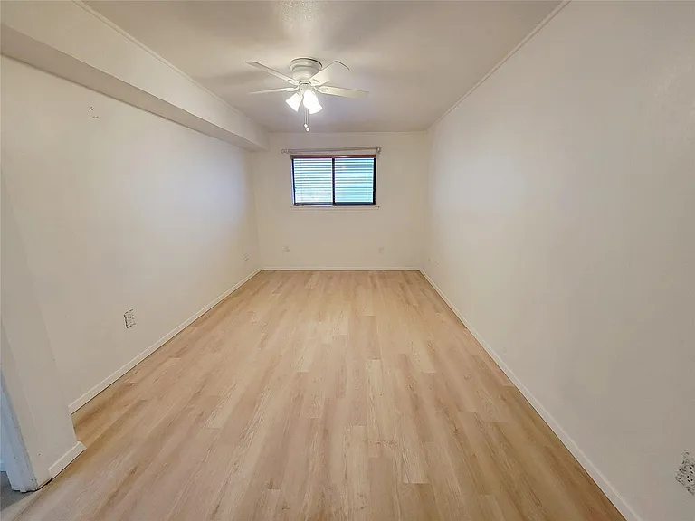 206 McCarley Pl — Photo 13