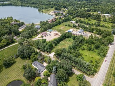 1701 E Moore Rd, Milford, MI, 48381