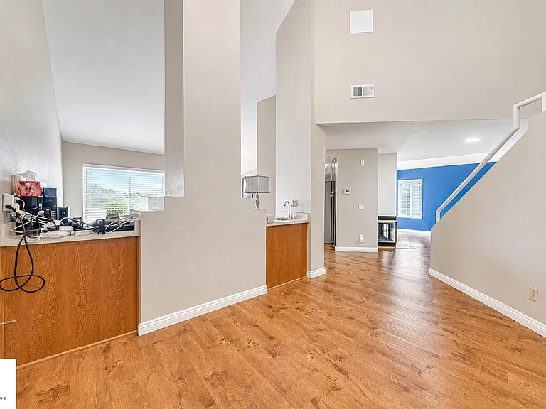 3015 La Paz Ln #A — Photo 5