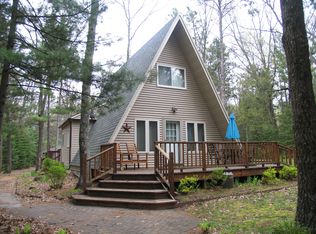 1425 Rainbow Rd, Keshena, WI 54135