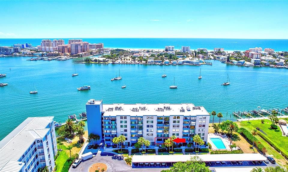 1st image of 644 Island Way APT 207