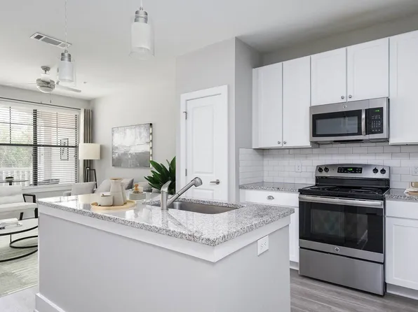 1824 Defoor Apartments