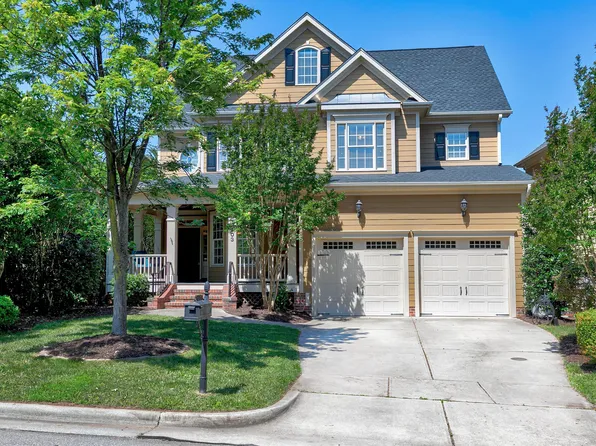 2403 Cameron Pond Dr, Cary, NC 27519