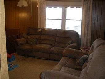 5th image of 18606 E 14th Ter N