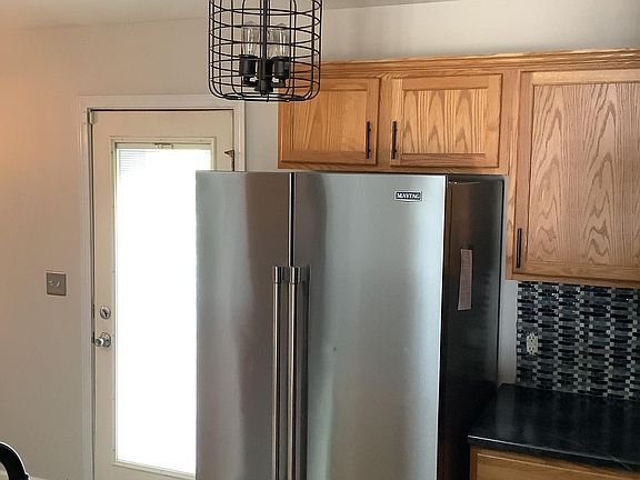 2nd image of 1543 Stonefield Dr #1543