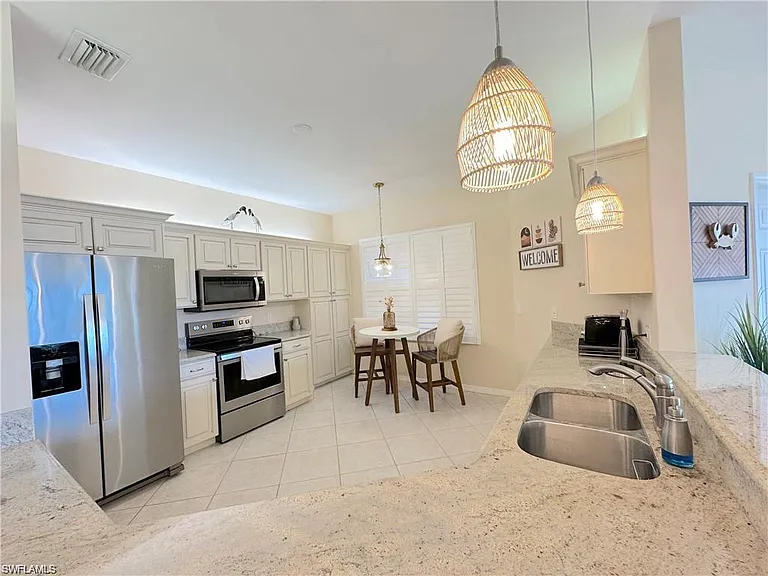 20150 Seagrove St #2701 — Photo 18