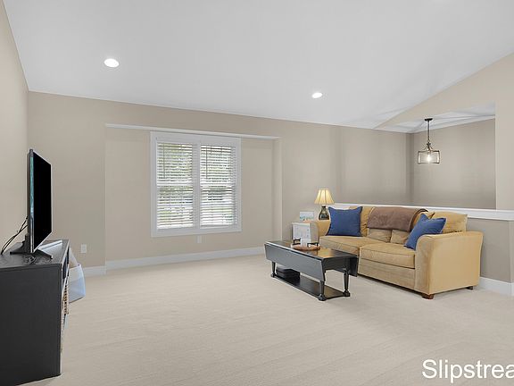 2nd image of 10797 Lance Ave