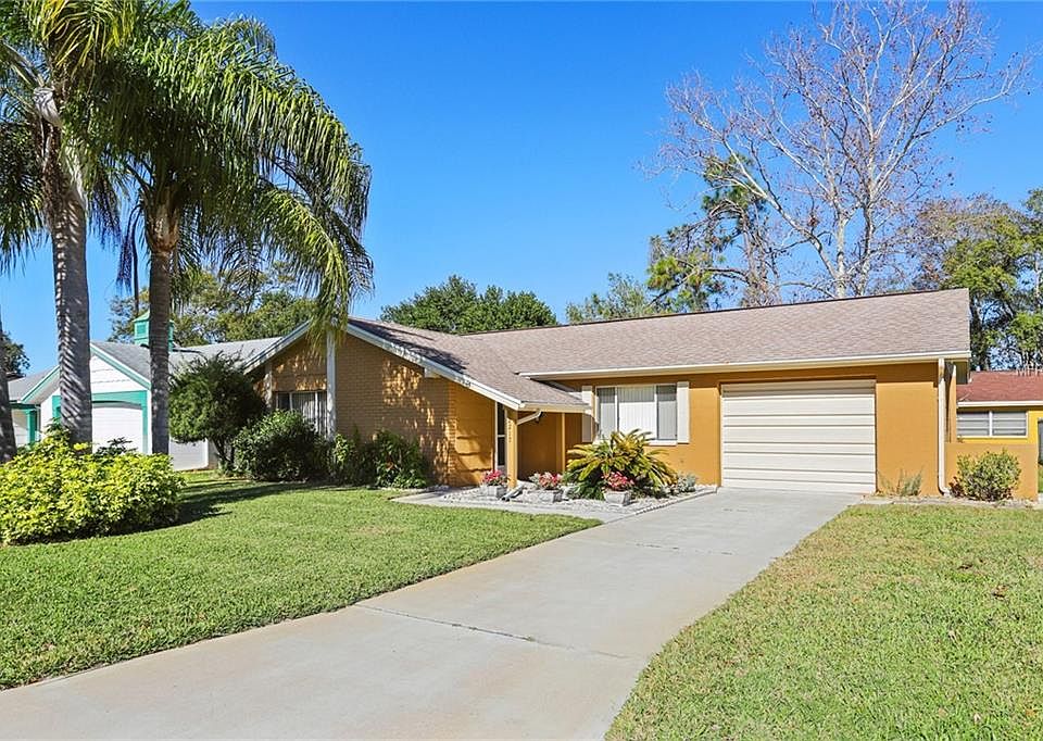 1st image of 12217 Meadowbrook Ln