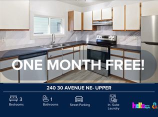 240 30th Ave NE, Calgary, AB T2E 2C9