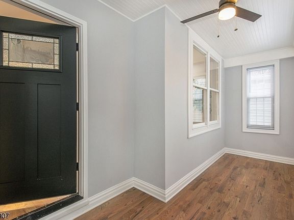 2nd image of 73 Condict St