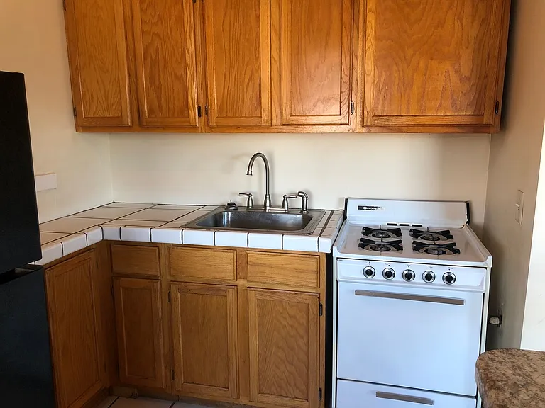 178 Summit Ave — Photo 5