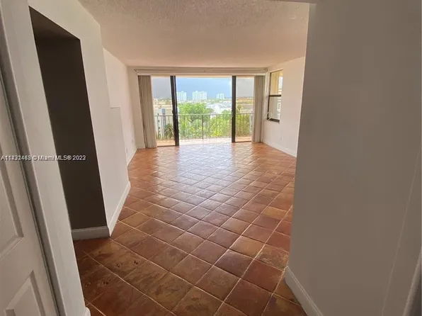 1470 NE 123rd St #A701, North Miami, FL 33161
