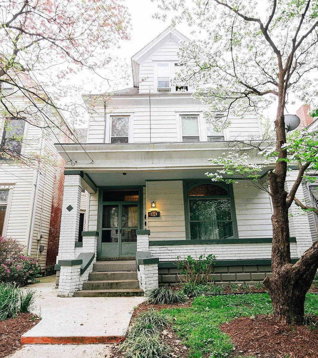 1324 Highland Ave — Photo 1