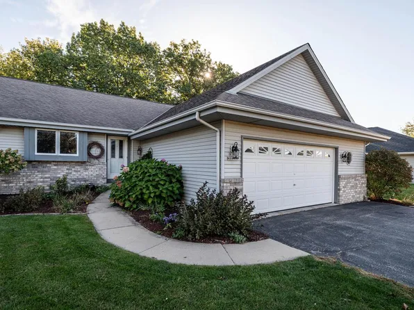 W196N11458 Shadow Wood DRIVE, Germantown, WI 53022