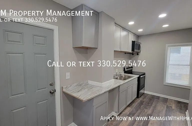 392 Bailey Ct #1 — Photo 4