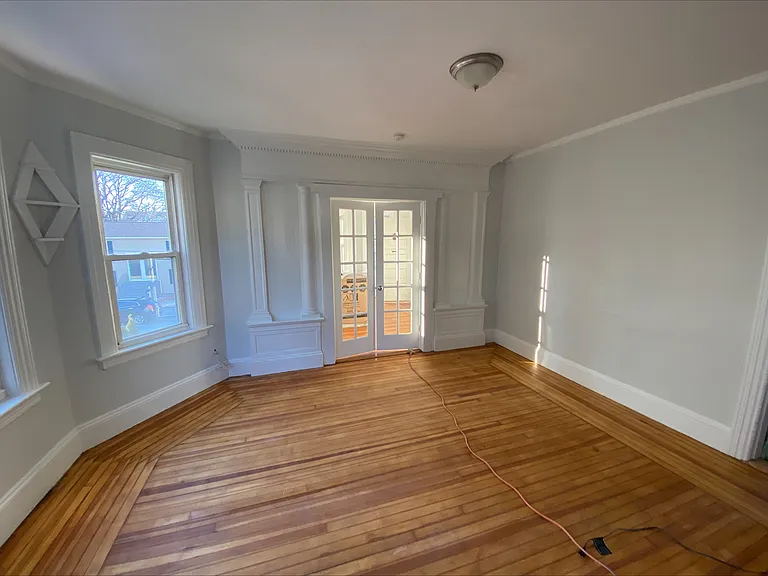 25 Pembroke Ave #2 — Photo 6