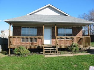 8403 Fenway Ct, Louisville, KY 40258