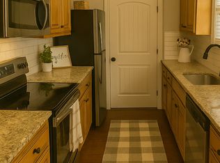 CHANEY PLACE TOWNHOMES, Huntsville, AL 35803