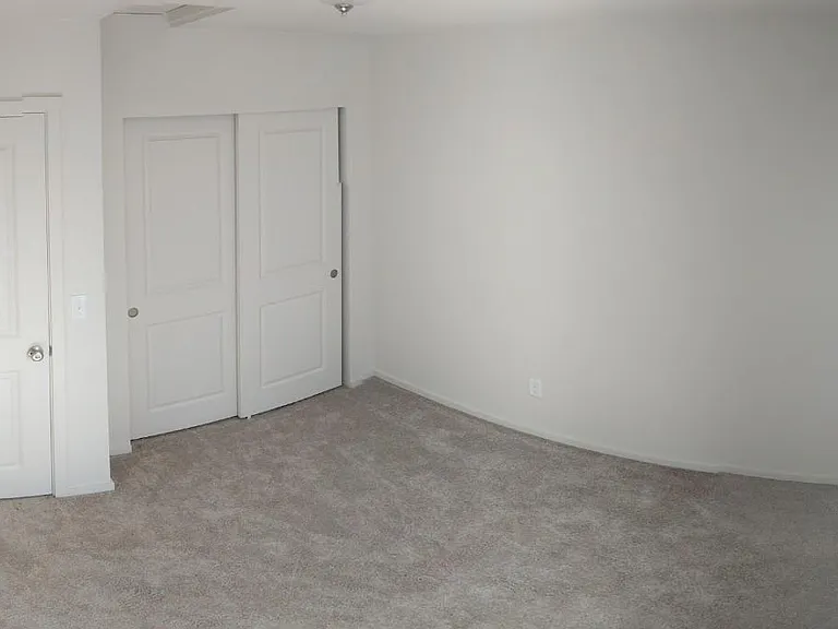 11709 NE 130th Ave — Photo 18