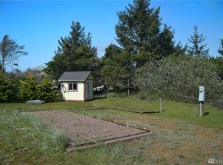 294 N Razor Clam Dr SW, Ocean Shores, WA 98569