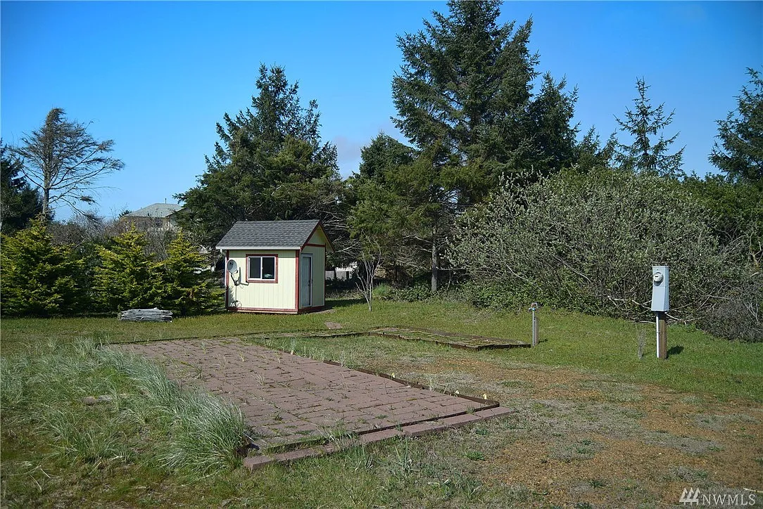 294 N Razor Clam Dr SW photo 1