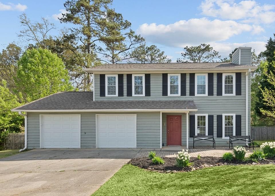 1st image of 1338 Shaw Dr NE