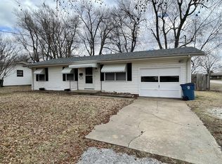 856 S West Ave, Springfield, MO 65802