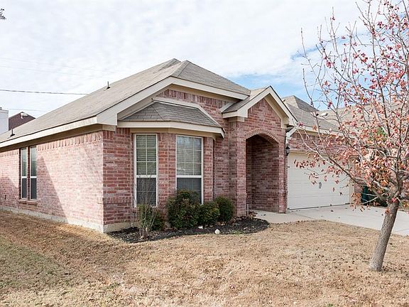 3rd image of 708 Kelley Ct
