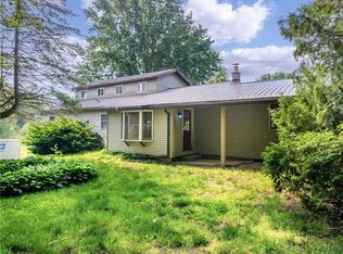 1010 Simmons Rd, Sterling, NY 13156