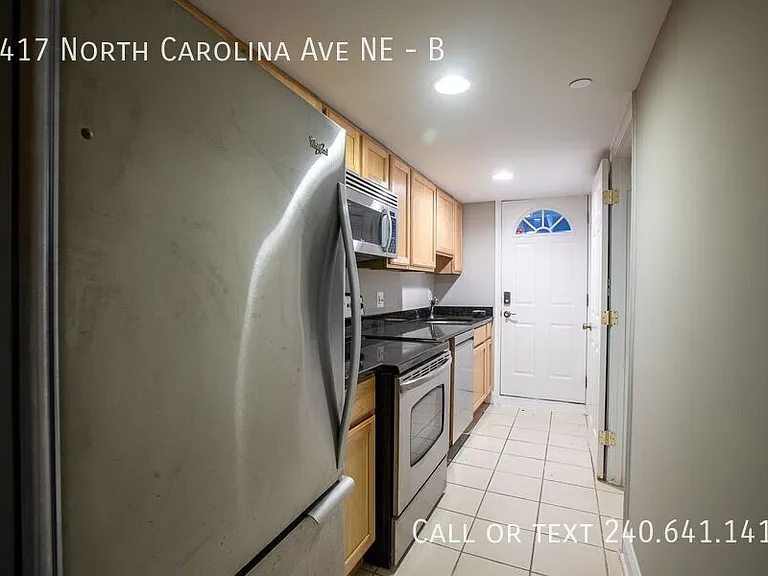 1417 N Carolina Ave NE #B — Photo 5