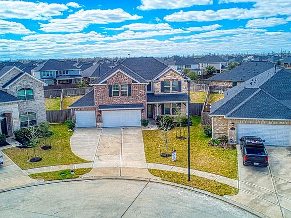 2nd image of 8106 Royal Palm Ct