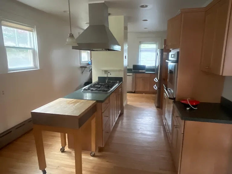 29 Mount Vernon St — Photo 12