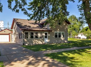 312 S 6th St, Lake City, MN 55041