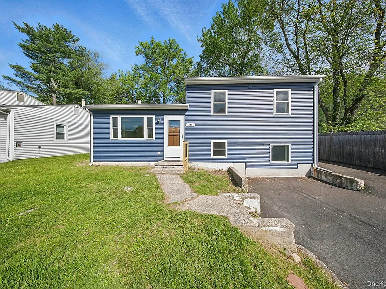 341 Highland Avenue Ext — Photo 1