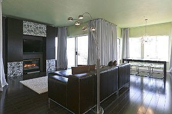 :: 823 Green Ridge Dr., #2