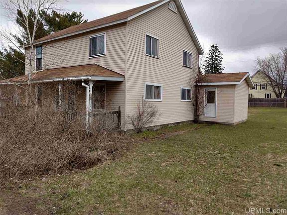 2nd image of 242 & 244 N Maple St